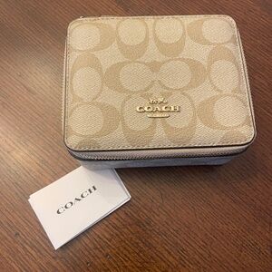 Coach Jewelry Box (C3311), Light Khaki Chalk Signature Canvas/Leather - NWT